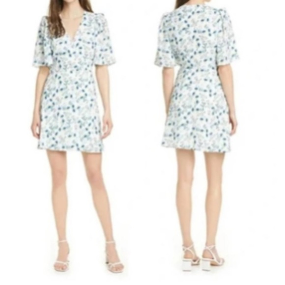 NEW Alice and Olivia wrap dress- Budding Romance Print - Picture 2 of 9